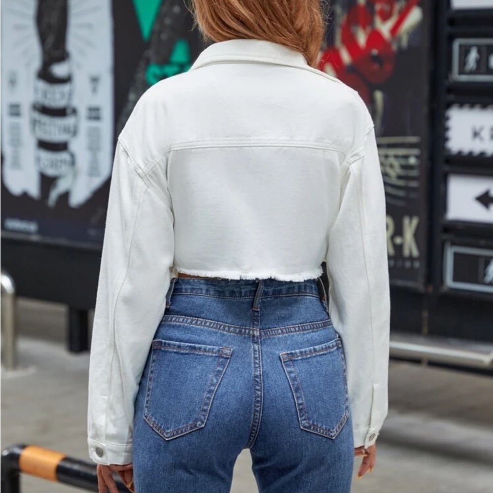 Classic white cropped denim jacket